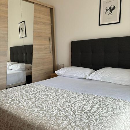 Apartman Luka Šibenik Exteriör bild
