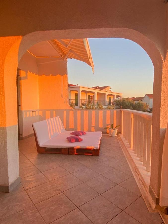 Apartman Luka Šibenik Exteriör bild