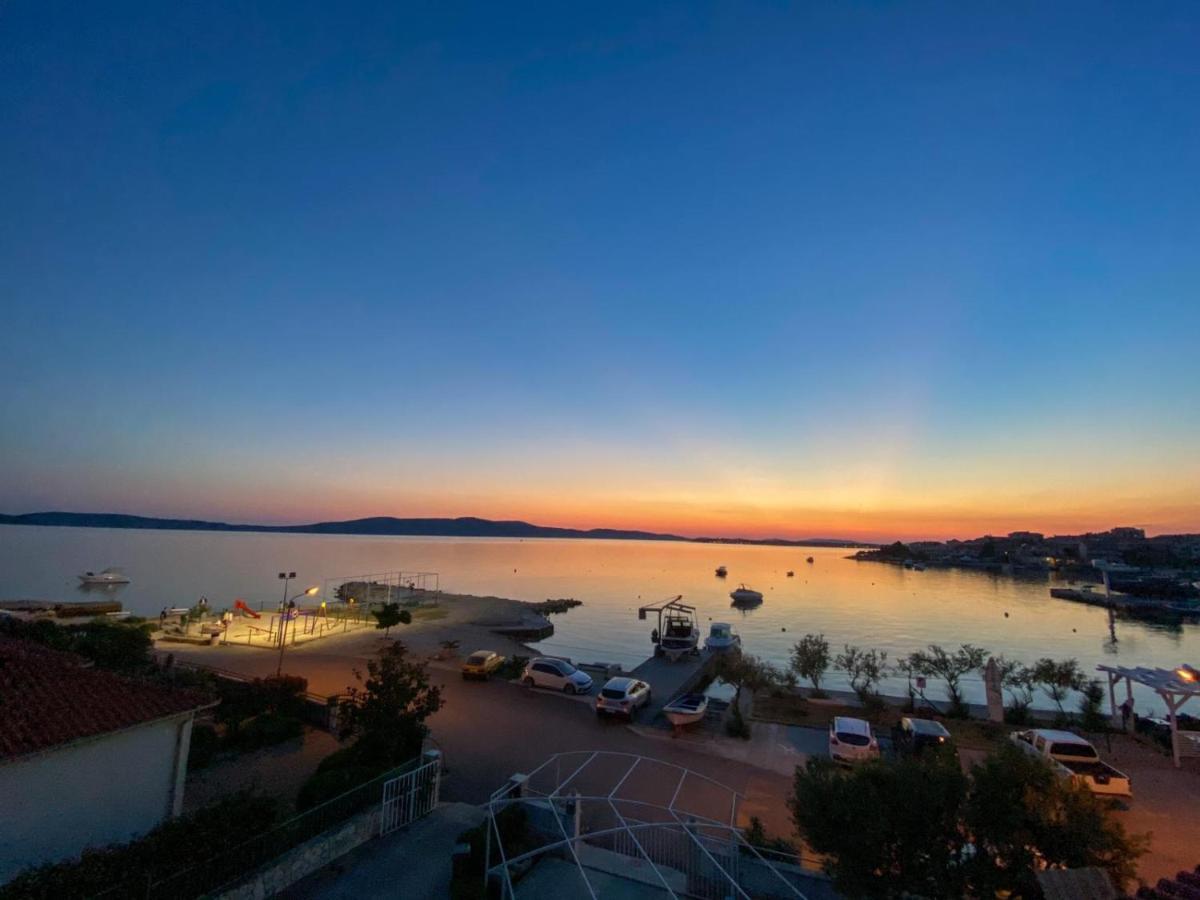 Apartman Luka Šibenik Exteriör bild