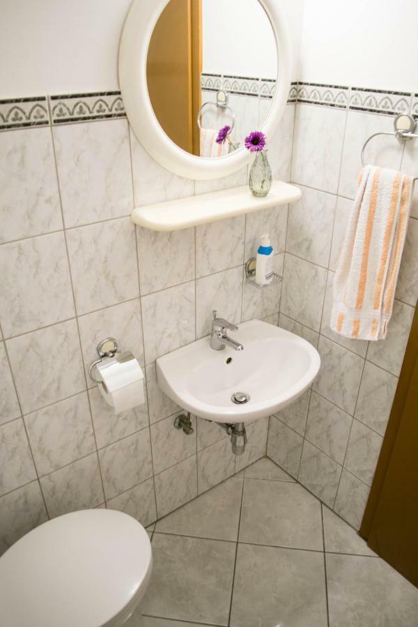 Apartman Luka Šibenik Exteriör bild